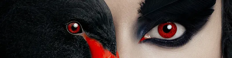 زنی با چشمان قرمز